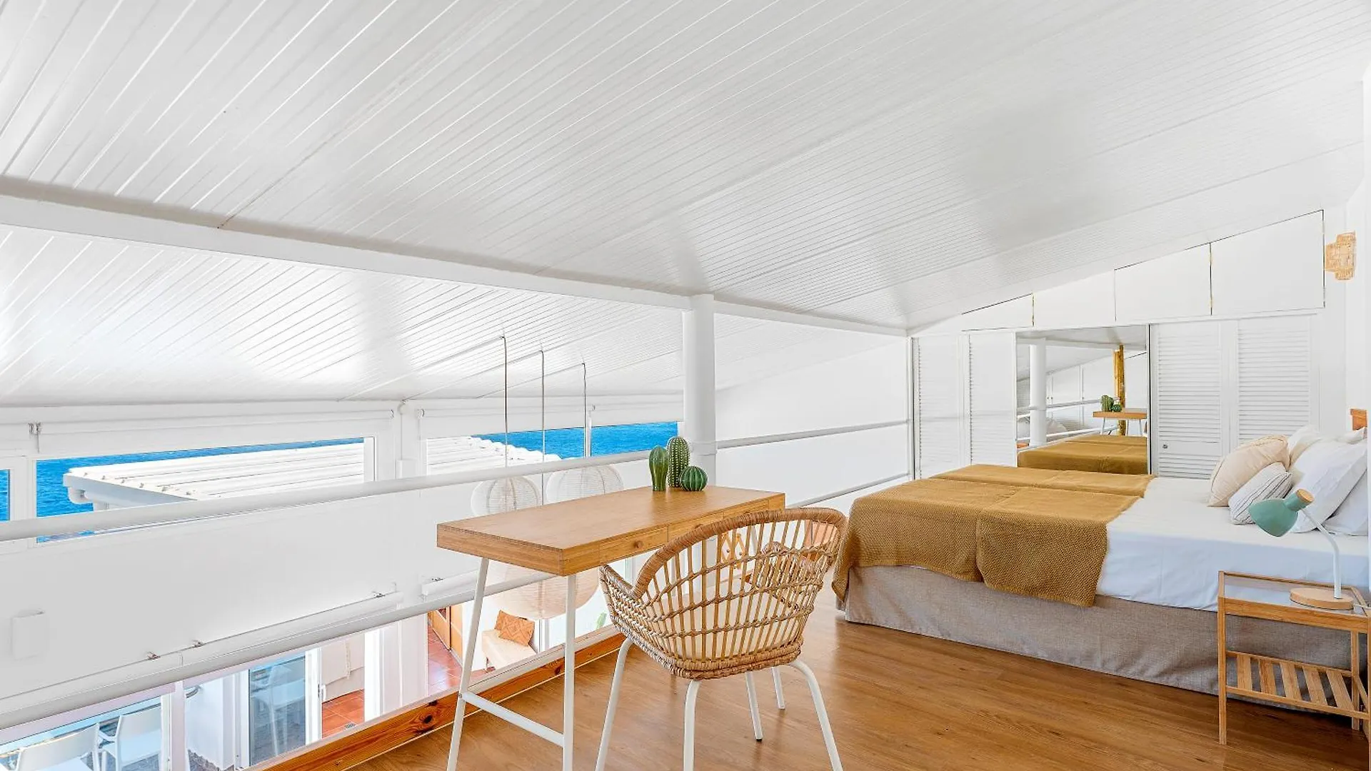 Holiday home Luminous Loft Apartment Next To The Atlantic Ocean Radazul Spain