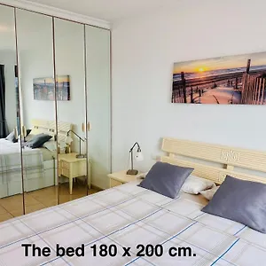 Su Eminencia - Sea View With Modern Comforts Apartment